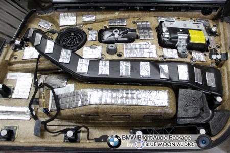 BMW760(E65)のデッドニングの様子です